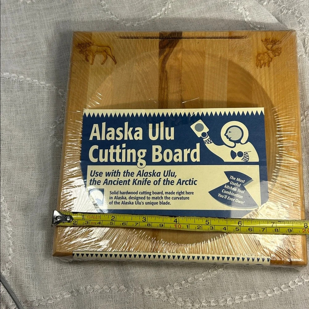 NWT Alaska Ulu cutting board 1998 vintage made in Alaska, USA